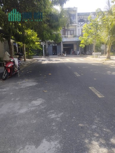 Đất mặt tiền , view công viên, vị trí đẹp, tiện kinh doanh, trung tâm Thanh Khê.