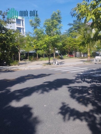 Đất mặt tiền , view công viên, vị trí đẹp, tiện kinh doanh, trung tâm Thanh Khê.