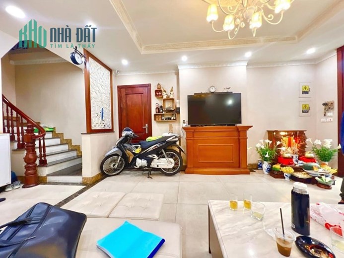 BÁN NHÀ NGỌC KHÁNH BA ĐÌNH 45M2 x 6T, MT4,6M OTO ĐỖ CỬA KD-LÔ GÓC 11 TỶ CÓ TL