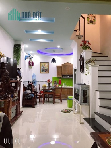 Bán nhà HxhLT gần Lê Trọng Tấn quận Tân Phú 40m2 x 3T chỉ 4.9 tỷ TL