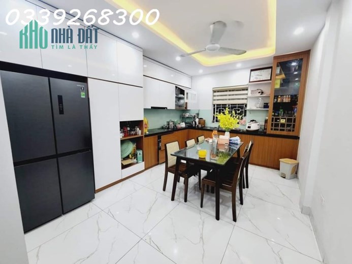 Bán gấp nhà Yên Xá- Tân Triều 50m x 4 tầng, ngõ 2.5m, mặt tiền rộng, nội thất xịn, nhỉnh 4 tỷ.