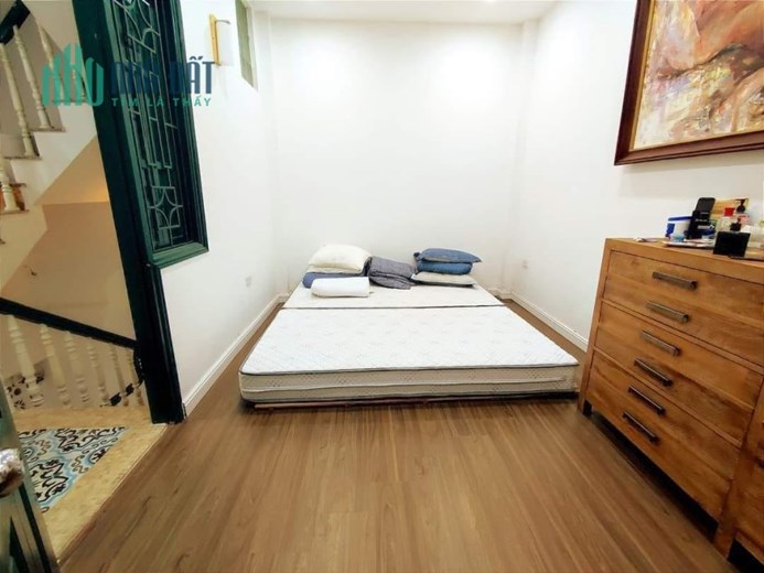 BÁN NHÀ LẠC LONG QUÂN –NGÕTHÔNG –GẦN OTÔ VIEW HỒ TÂY 52M 6TẦNG 6.5TỶ