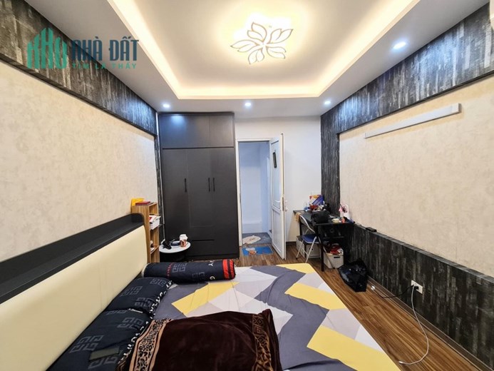 Bán Nhà Xuân Đỉnh Ngoại Giao Đoàn 37m, Ngõ Rộng, Gần Công Viên, 4 Tỷ 3