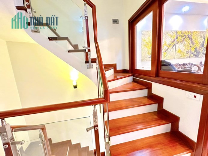 BÁN NHÀ XUÂN LA- Ô TÔ ĐỖ CỬA- KINH DOANH -DÂN XÂY  – TẶNG NỘI THẤT -  55M 5 TẦNG 7.2 TỶ