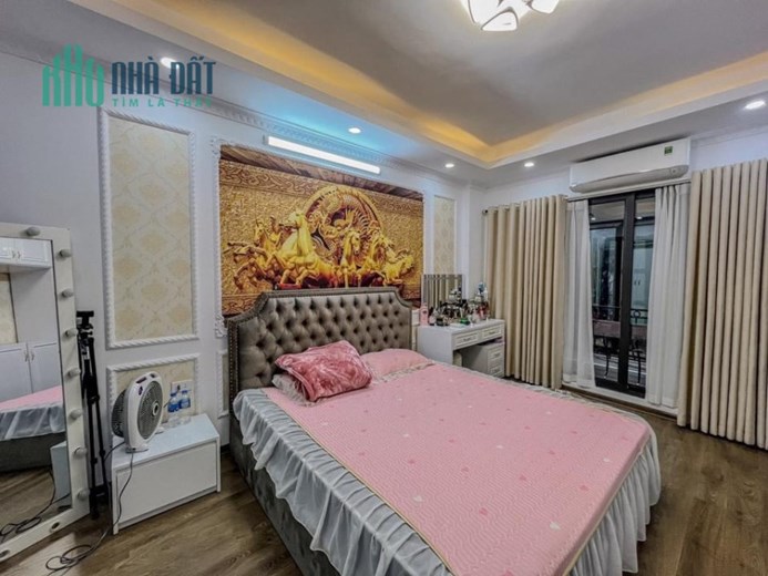 Sát phố! Lô góc Nguyễn Khang, nông, thông, ba gác tránh, ở luôn, 34m, 5T, 3.75 tỷ