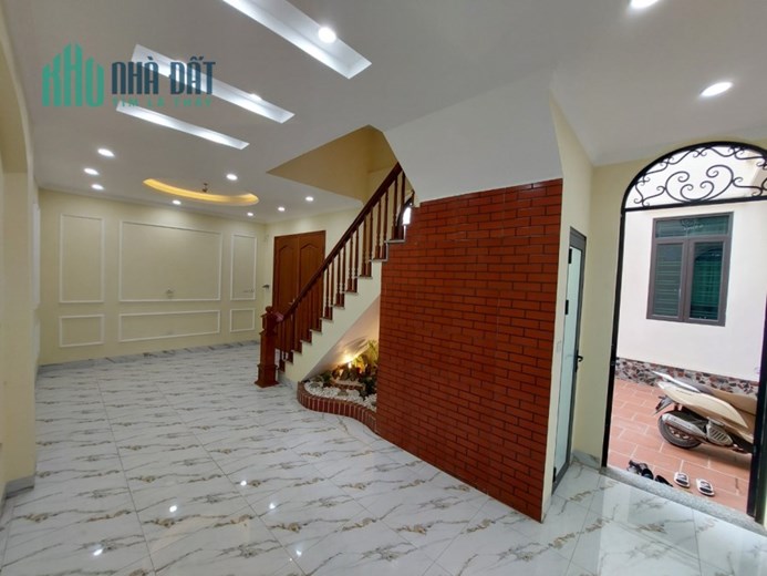 Chỉ 2 TỶ CÓ NGAY NHÀ 41M2X3T CẠNH ỦY BAN HUYỆN HOÀI ĐỨC