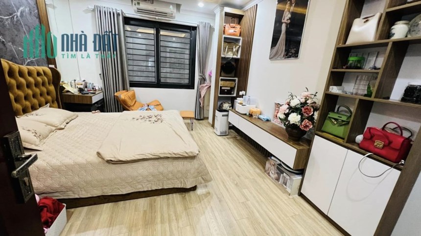 Bán nhà gấp nhà Trần Xuân Soạn, Quận 7, chỉ 6,6 tỷ