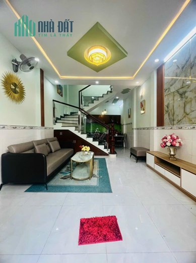Bán nhanh nhà 5 tấng Thạnh Xuân quận 12 giá 4,8 tỷ bao thuế phí