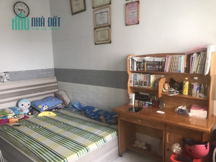 CC Nhà đẹp 4 tầng Thủ Đức HXH: 8 TỶ