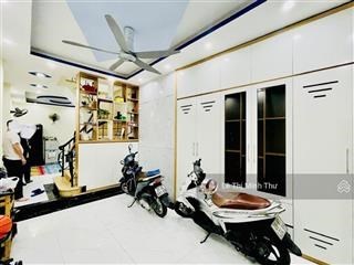 Bán gấp nhà Phố Đông Tác giá 15.5 tỷ, 60mx8 tầng, KD tốt