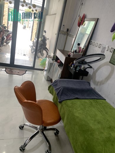 Mình cần Sang Tiệm Nail - Mi - Gội Đầu 0907.463.592