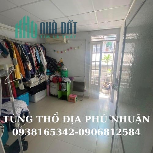 BÁN NHÀ CÁCH 1 CĂN RA HẼM XE HƠI NGUYỄN KIỆM 30M2 3 TẦNG 4PN CHỈ NHỈNH 3 TỶ.