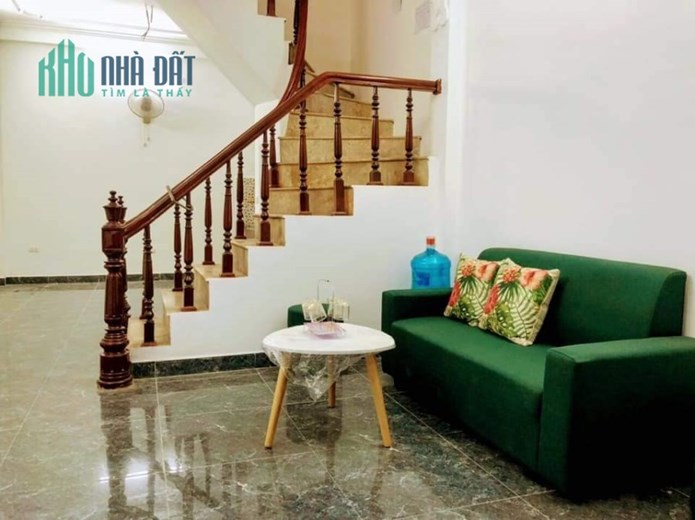 Bán nhà Tam Trinh, lô góc thoáng, ngõ đẹp, DT38m2, giá 3.7 tỷ.