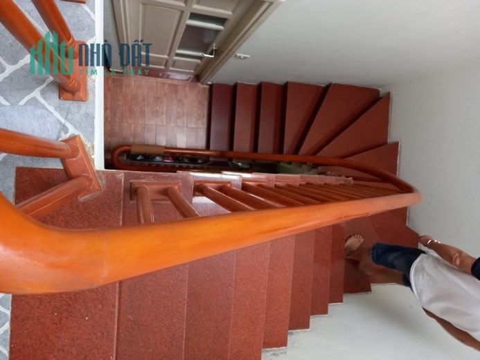Bán nhà Lạc Trung, Nhà lô góc mt rộng, cực thoáng sáng, DT44m2, giá 4.1 tỷ.