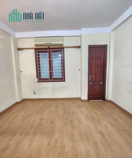 Bán Nhà Dương Quảng Hàm – 35m2 – 5 tầng 5 ngủ – chỉ nhỉnh 4 tỷ