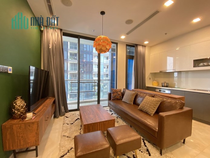 CHO THUÊ 2PN FULL NT VINHOMES GOLDEN RIVER 24TR/THÁNG VIEW LANDMARK81