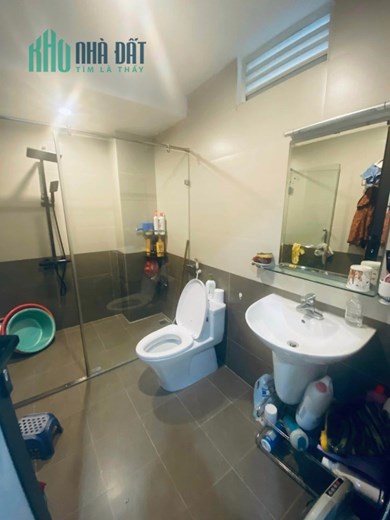 Trương Định, Hoàng Mai, gần phố, lô góc, ngõ to rộng , oto,  Dt 45m2, MT 4m. giá  5 tỉ.