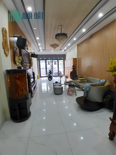NHÀ SIÊU HIẾM 3 TẦNG 215M2, ĐỐI DIỆN BỆNH VIỆN, ĐẠI HỌC SPKT ĐÀ NẴNG (0876191281)