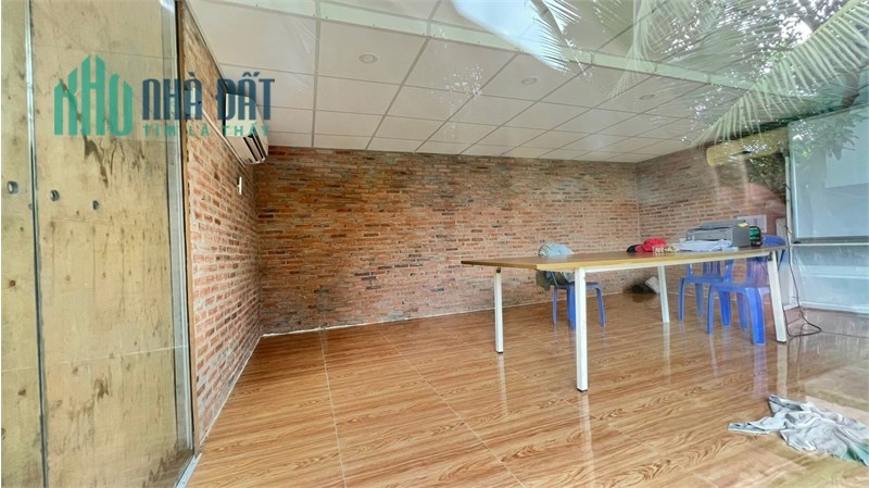 nhà xưởng sản xuất chuyên ngành cơ khí, có sẵn cẩu trục 5T, pccc, cont 24h, pháp lý đầy đủ