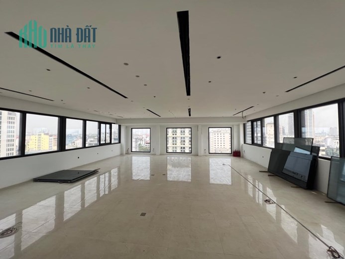 HẠ SỐC 100 TỶ, BÁN TÒA BUILDING PHỐ TRẦN HƯNG ĐẠO , VỊ TRÍ ĐẮC ĐỊA, MỚI ĐẸP ĐẲNG CÂP, 450M2 * 15