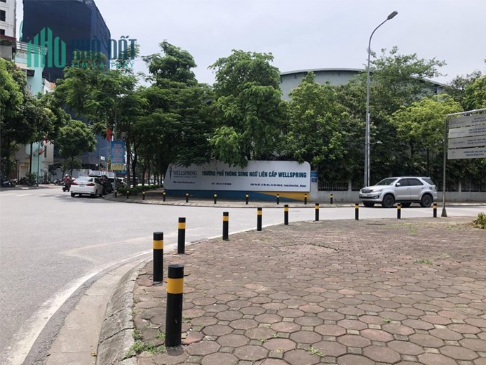 Bán nhà Phố Ái Mộ, Long Biên. Gần ô tô, cạnh công viên. 38mx5t, mt:7m. Nhỉnh 3 tỷ