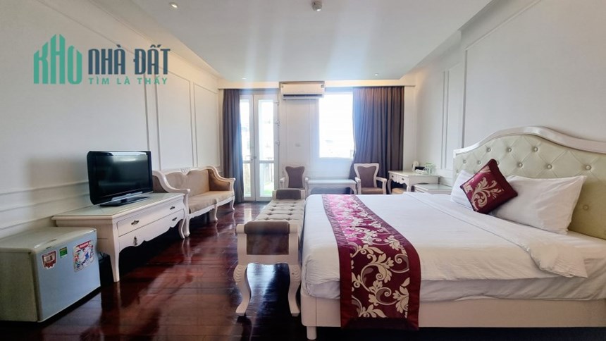 BÁN TÒA KHÁCH SẠN PHỐ MÃ MÂY, VIP NHẤT HÀ NỘI, DOANH THU 6 .5TỶ/NĂM , SIÊU ĐẸP , 115M2*9T* HƠN 40