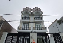 BÁN NHÀ MỚI XÂY GIÁP AN DƯƠNG VƯƠNG 79M2, 4T, NHỈNH 5 TỶ.