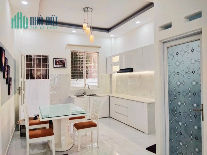 BÁN NHÀ MỚI TẶNG NỘI THẤT – HẺM KINH DƯƠNG VƯƠNG, 57M2, 3T, NHỈNH 5 TỶ.