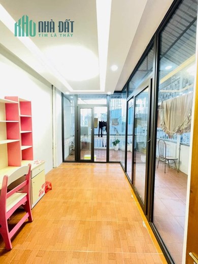 Bán nhà Lê Đức Thọ Lô Góc Siêu vip 5 tỷ2, ô tô, tặng toàn bộ Nội Thất.