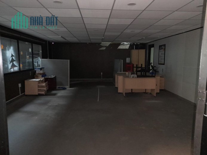 xưởng lớn cho thuê quận gò vấp, 1600m2 mt nguyễn văn dung.