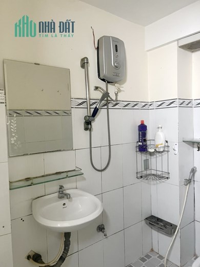 Nhà trệt + lầu Nguyễn Thị Tần Phường 2 Quận 8 giá 10tr