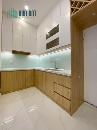 Nhà bán mới hẻm 314 Âu Dương Lân P3Q8 - Giá 3.6 Tỷ (Thương lượng)
