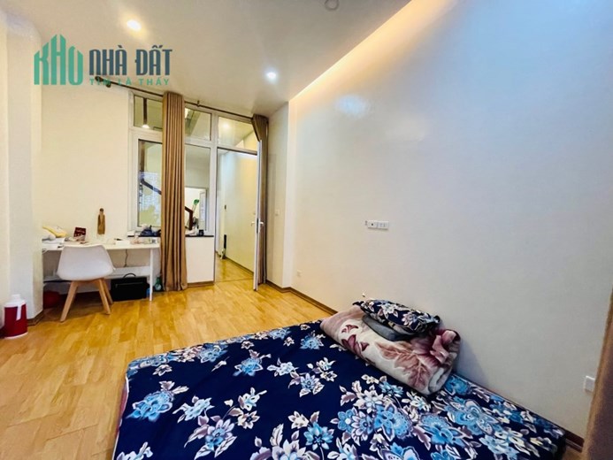 Bán nhà Lê Lợi 48m, oto, kinh doanh 5.2 tỷ