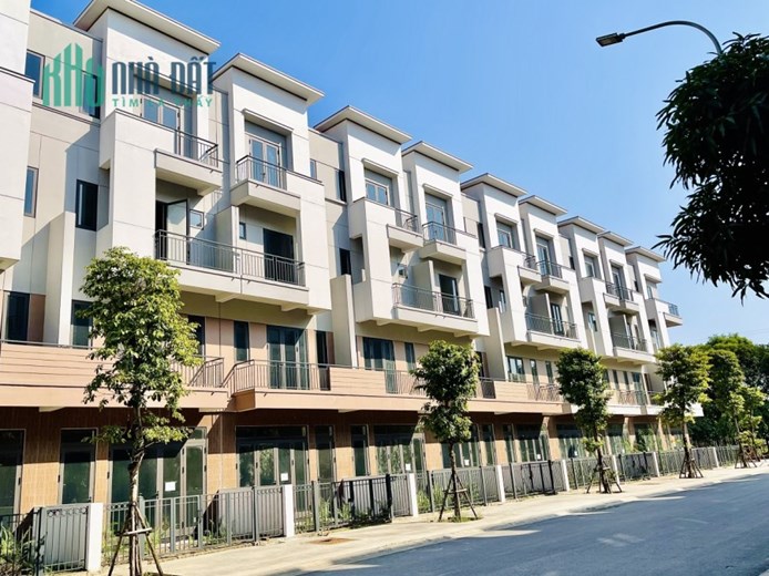 Lựa chọn số 1 cho Nhà đầu tư bất động sản Hà Nội
🌡️🌡️Thật tiếc nuối nếu bạn chưa biết tới