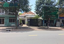 Cần cho thuê nhà riêng số 81 Thích Quảng Đức, Phú Hoà, Thủ Dầu Một, Bình Dương.