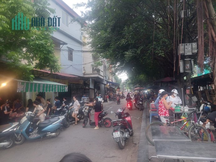 Cần bán nhà GẤP GIẢM 800 TRIỆU 55m2*7 tầng, 8 ngủ,THANG MÁY, MẶT PHỐ XALA, TRUNG TÂM THƯƠNG MẠI ,