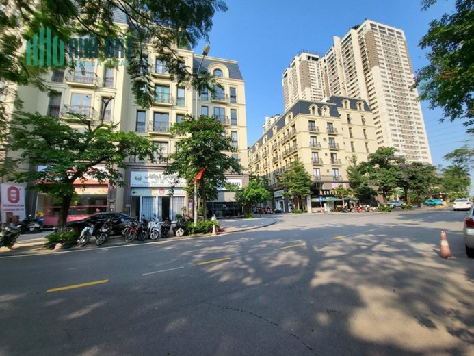 Cần bán gấp căn liền kề 94m2 The Terra An Hưng mặt đường 30m vị trí siêu đẹp để kinh doanh và ở