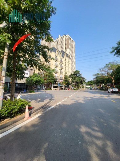 Cần bán gấp căn liền kề 94m2 The Terra An Hưng mặt đường 30m vị trí siêu đẹp để kinh doanh và ở