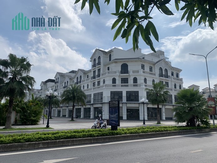 Chính chủ cần bán căn biệt thự Góc sổ hồng vĩnh viễn tại Vinhomes Gia Lâm . Giá 20 tỉ có gia lộc