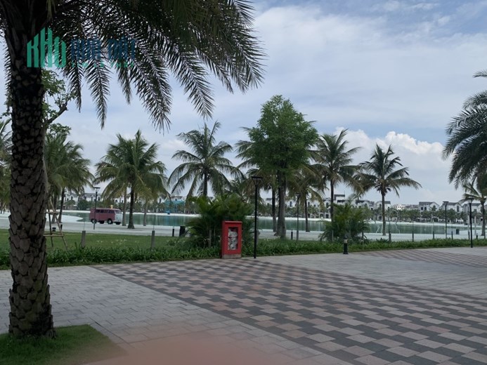 Chính chủ cần bán căn biệt thự Góc sổ hồng vĩnh viễn tại Vinhomes Gia Lâm . Giá 20 tỉ có gia lộc