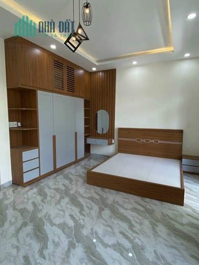 Bán nhà MT DX65 P.Định Hoà Thủ Dầu Một, SHR (6,8x14) 3.85 tỷ. Lh;0988139439.