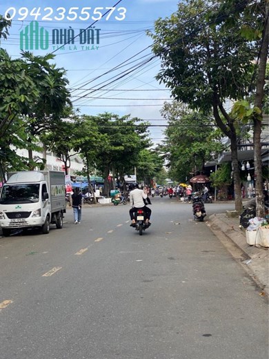 CHÀO BÁN CĂN NHÀ GIÁ RẺ 3 TẦNG MẶT TIỀN ĐƯỜNG 7M5 CẠNH CHỢ ĐẦU MỐI HÒA CƯỜNG, DÒNG TIỀN THU NHẬP ỔN