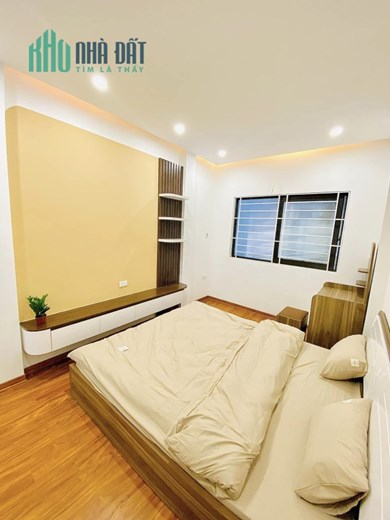Bán nhà mặt phố Phương Mai, MT 5.3m, 2 mặt tiền kinh doanh đỉnh, 60m2 x 5T, giá 16,5