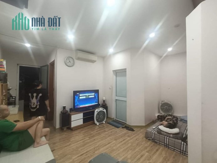 Bán nhà VP Linh Đàm 57m 2 ngủ penhouse 1.14 tỷ chưa sổ
