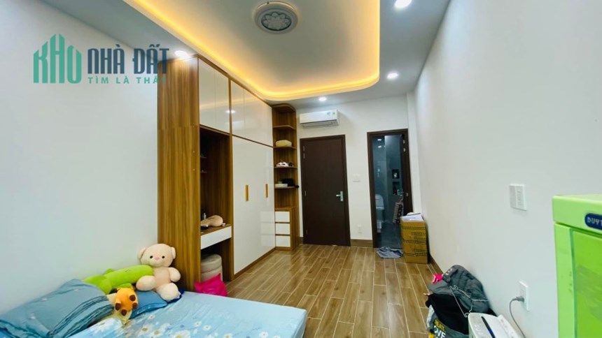 BÁN NHÀ 3 TẦNG - HXH  -DTSD 108M2- P. TÂN HƯNG- Q.7-  GIÁ NHỈNH 5 TỶ.
