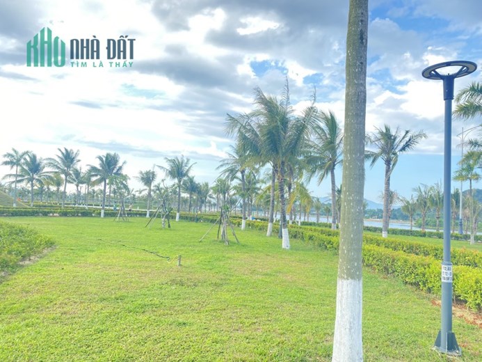 Lô biệt thự đất nền Hòa Xuân tổng 260m2 ngang 10 giá giảm từ 1 tỷ bán 2 tuần Lh 0988677254