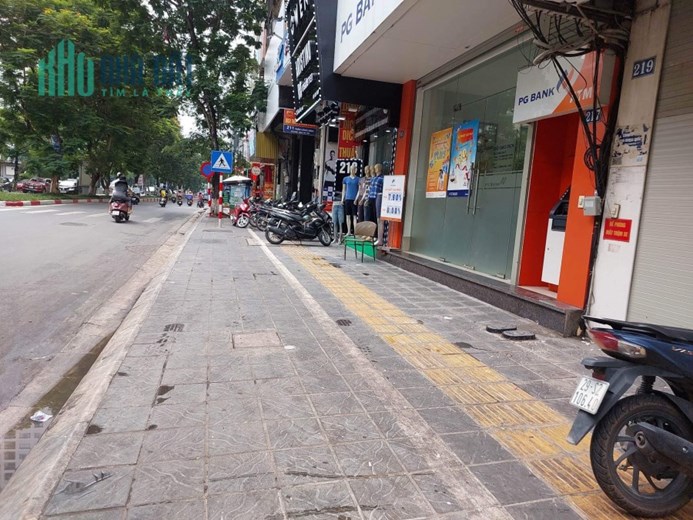 CHO THUÊ NHÀ NGUYÊN CĂN
MẶT PHỐ TRẦN ĐĂNG NINH – CẦU GIẤY