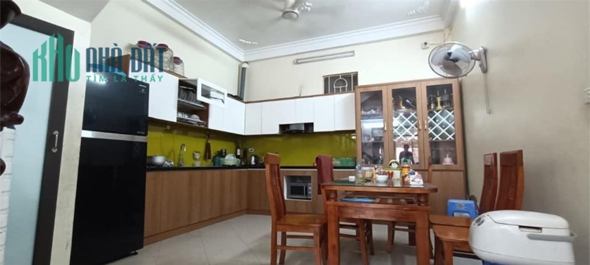 BÁN NHÀ NGÔ GIA TỰ 5M RA MẶT PHỐ NGÕ Ô TÔ THÔNG 2 PHỐ KINH DOANH VĂN PHÒNG Ở SƯỚNG SỔ VUÔNG ĐẸP Ô