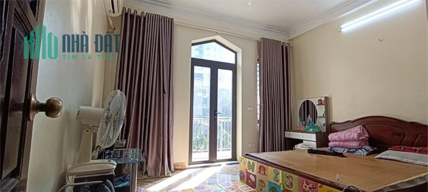 BÁN NHÀ NGÔ GIA TỰ 5M RA MẶT PHỐ NGÕ Ô TÔ THÔNG 2 PHỐ KINH DOANH VĂN PHÒNG Ở SƯỚNG SỔ VUÔNG ĐẸP Ô