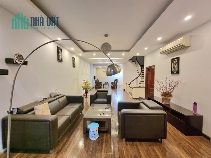 NHÀ LIỀN KỀ PHÂN LÔ THƯỢNG THANH, 90M X 4, MT 6M, Ô TÔ, VỈA HÈ, 12 TỶ HƠN